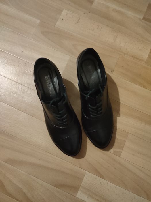 Продам ботинки туфли весна -осень женская натуральная кожа р 37