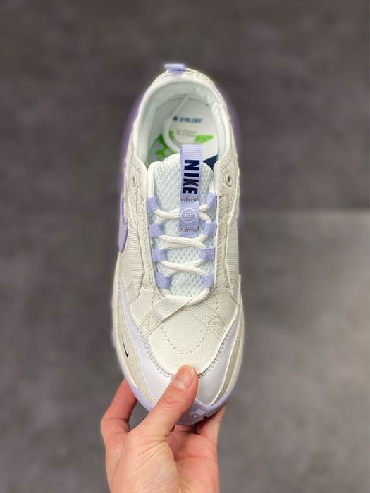 Кросівки Nike TC 7900