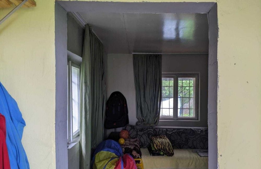 Продам дачу з будиночком