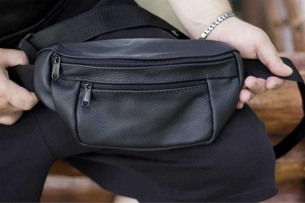 Сумка чоловіча бананка з натуральної шкіри