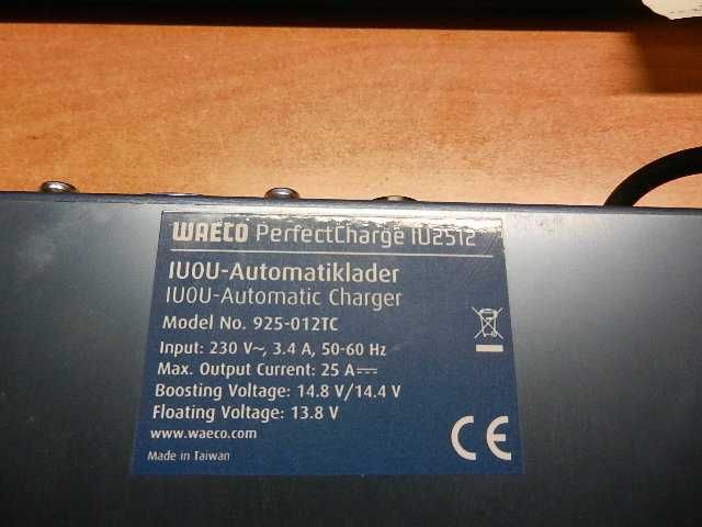 ładowarka WAECO Perfect Charge IU2512 do karetka ,jacht,kamper