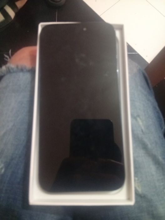 Vendo iPhone 17 pro max 512 Gigas bateria  100  novo na caixa