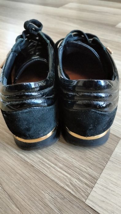 Skórzane sneakersy damskie