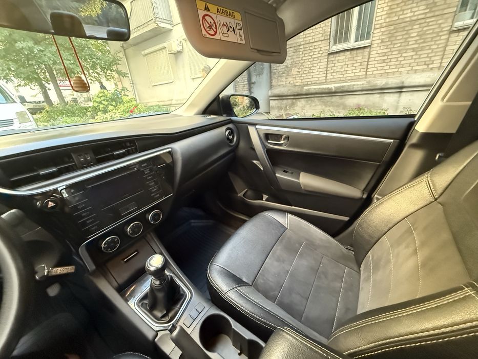 Идеальная Toyota Corolla. Цена снижена!