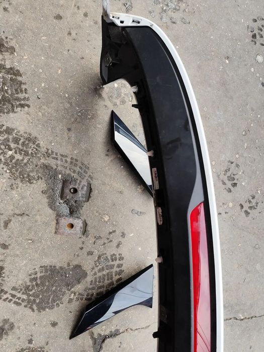 RENAULT CLIO 5 V AILERON SPOILER TRAS - SP009