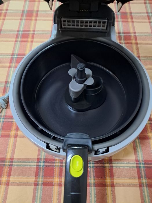 Air Fryer Tefal usado