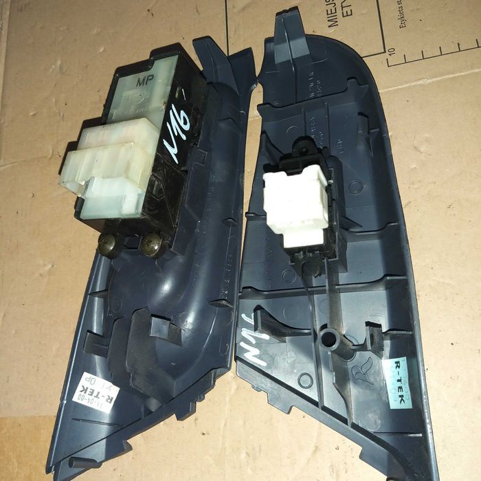 Przełącznik szyb panel prawy lewy Nissan Almera N16 KOMPLET