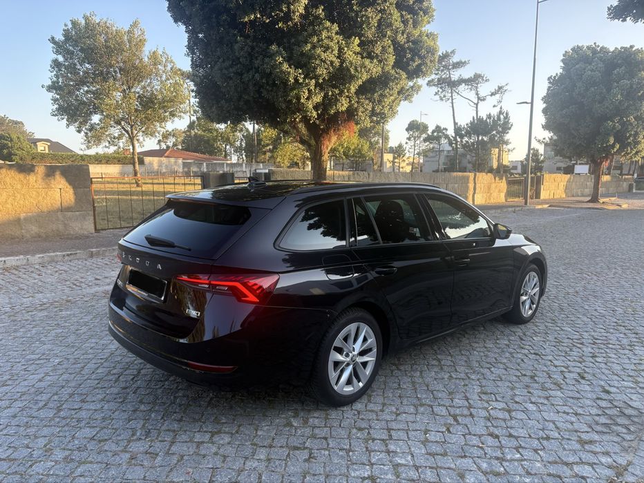 ŠKODA OCTAVIA 1.0 e-TEC – 02/2021 Cx Automatica