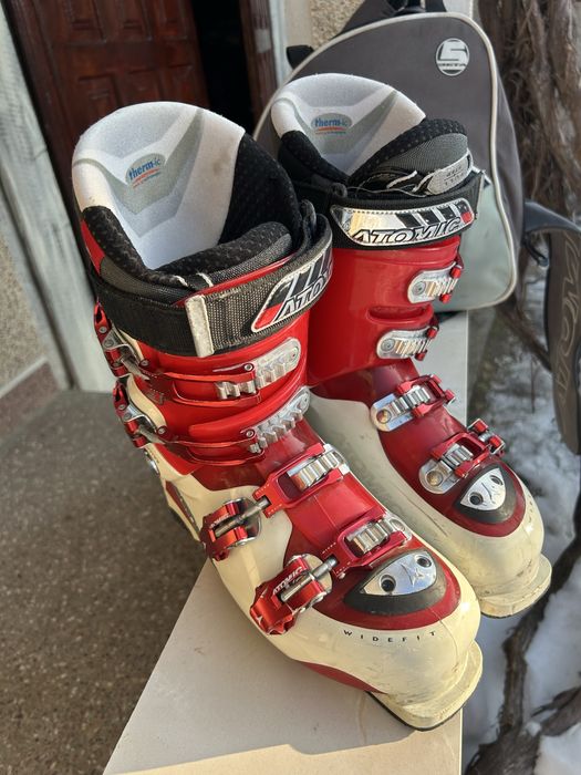 Лижні черевики, боти Atomic з підігрівом, лыжные ботинки, боты Атомик