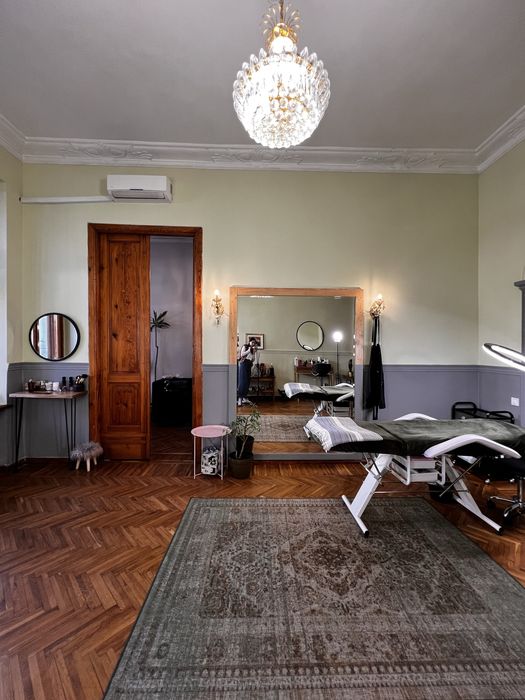 Аренда места бровист /визажист