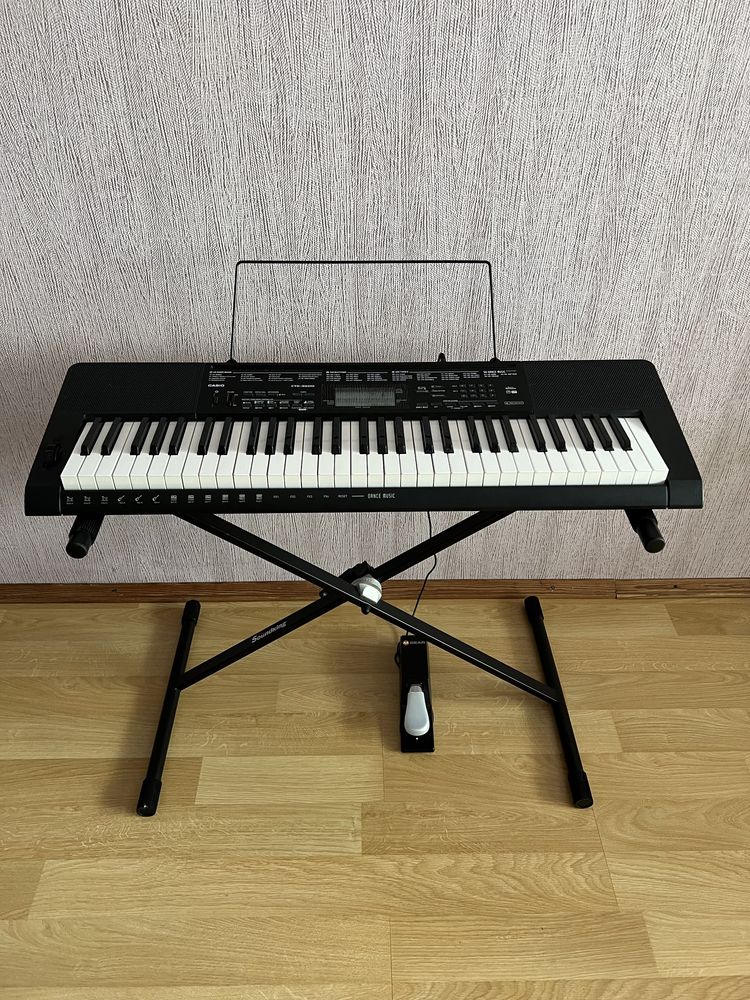 Продам синтезатор Casio CTK 3500+ стійка+педаль+пюпітр+блок живлення ...