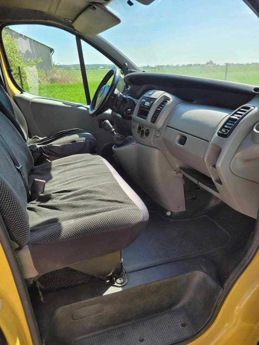 Opel Vivaro 1.9  2003r