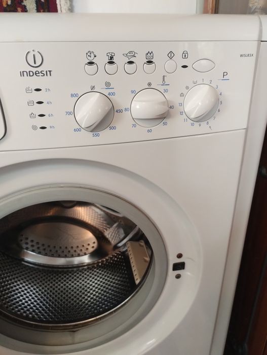 Пральна машинка Indesit