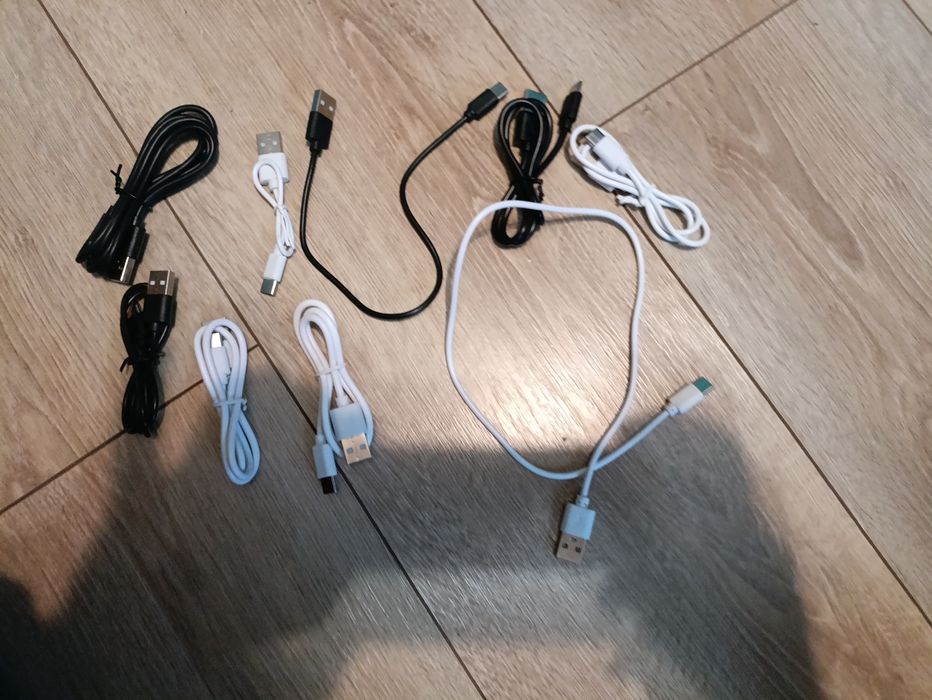 Kable typ c różne rodzaje