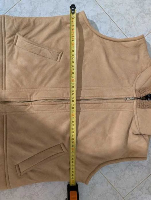 Casaco sem mangas peludo