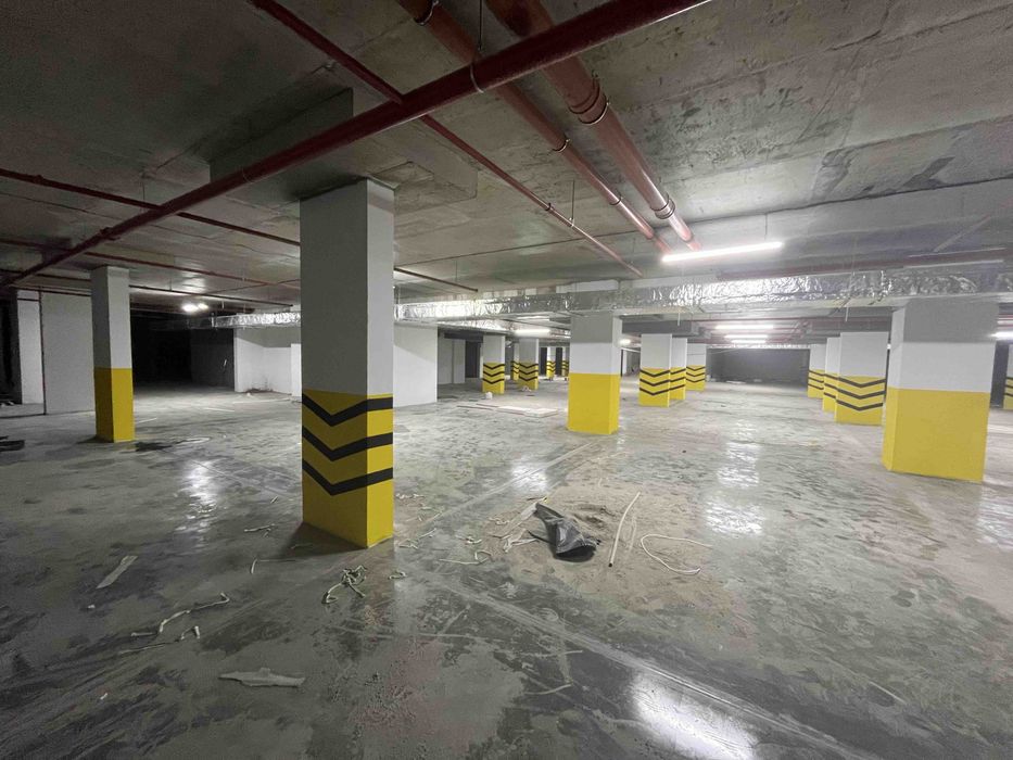 Паркомісце в ЖК В4