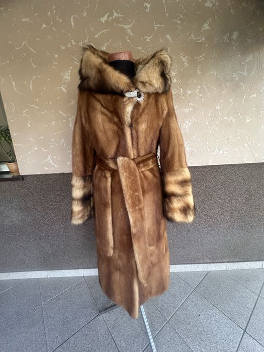Шуба натуральна норкова