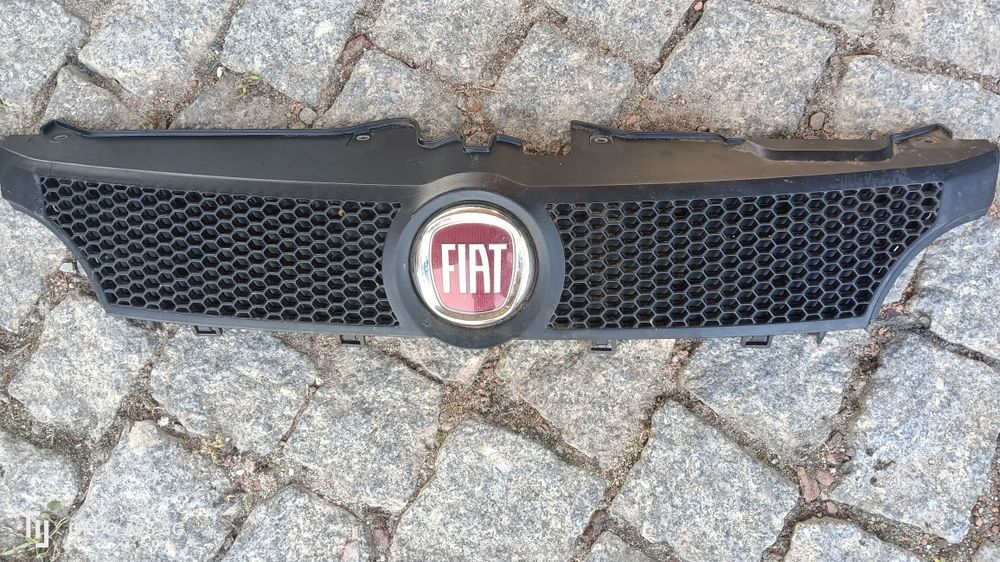 Grelha Fiat panda 4X4 de 2006 original