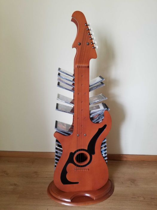 Suporte de CD em madeira