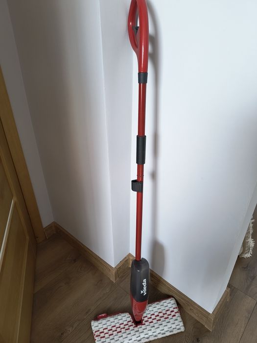 MOP płaski ze spryskiwaczem Vileda