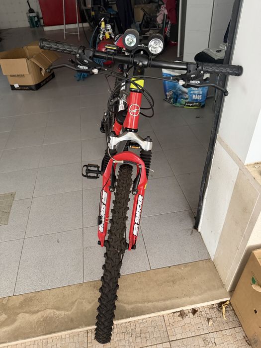 Bicicleta Giant Terrago para BTT