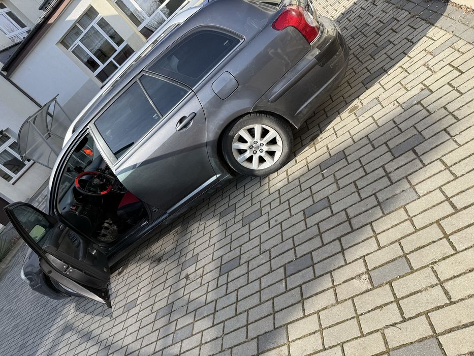 Toyota Avensis t25 d4d kombi 2007