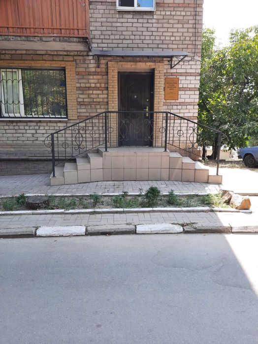 Оренда приміщення 100 м2 центр