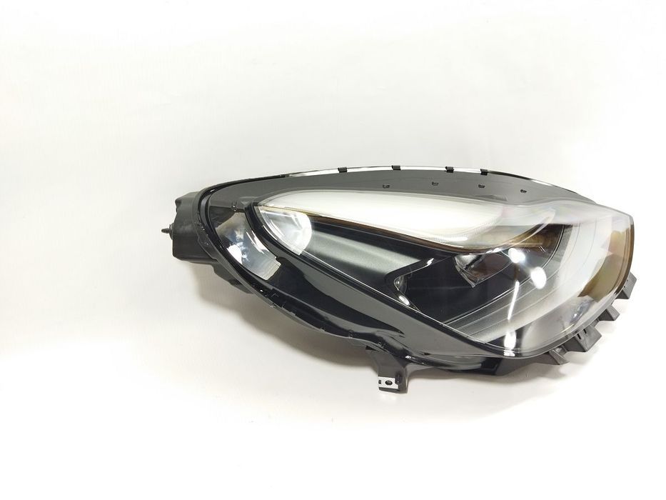 Фара передня права Tesla Model 3 2021-2023 151495200A