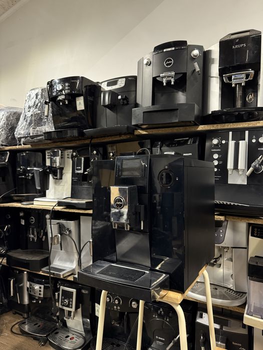 Кавомашина Jura Impressa F9 Piano Black