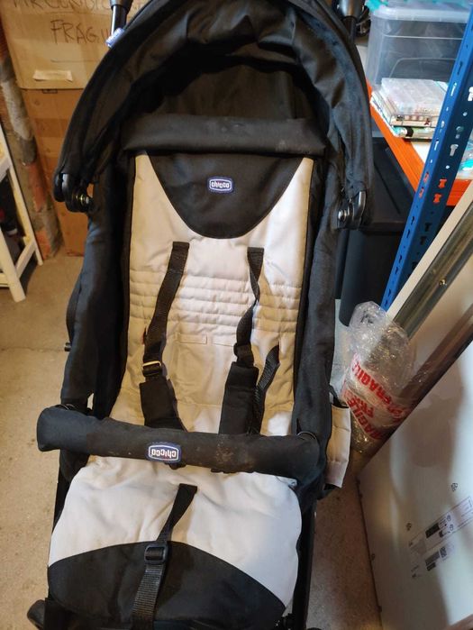 Carrinho bebé 1 até 4 anos da CHICO em ótimo estado