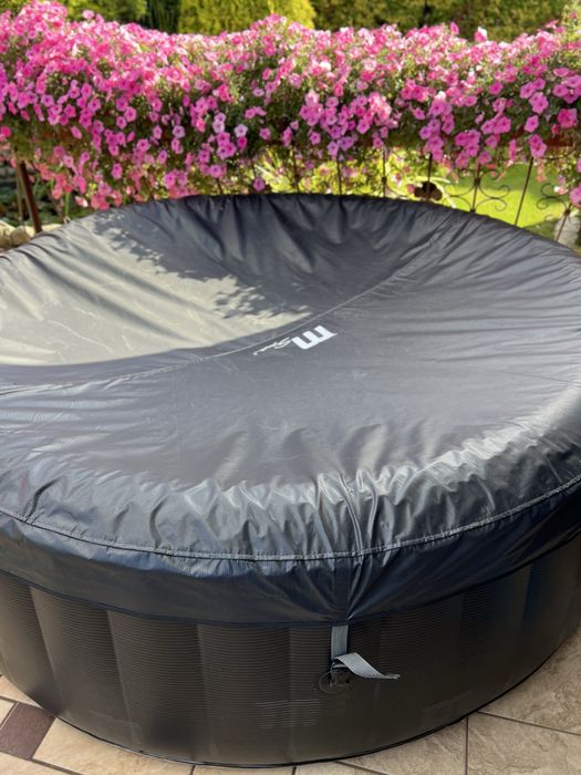 jacuzzi dmuchane spa z hydromasażem 6 os Mspa Starry
