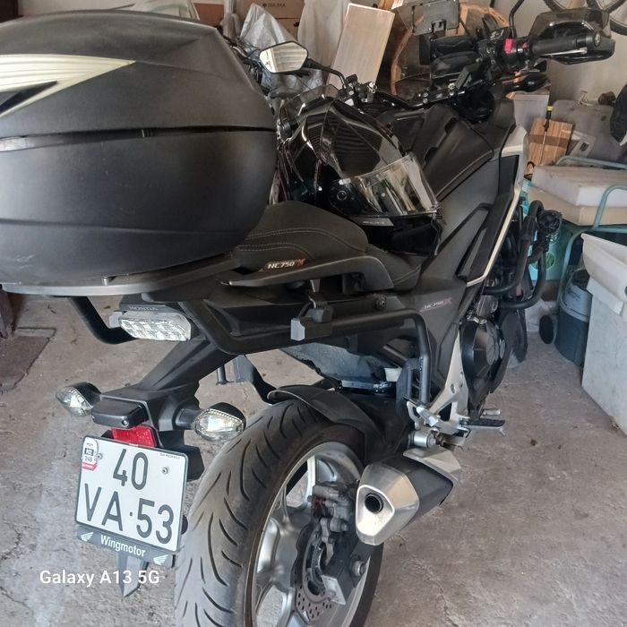 Honda 750 ncx imaculada