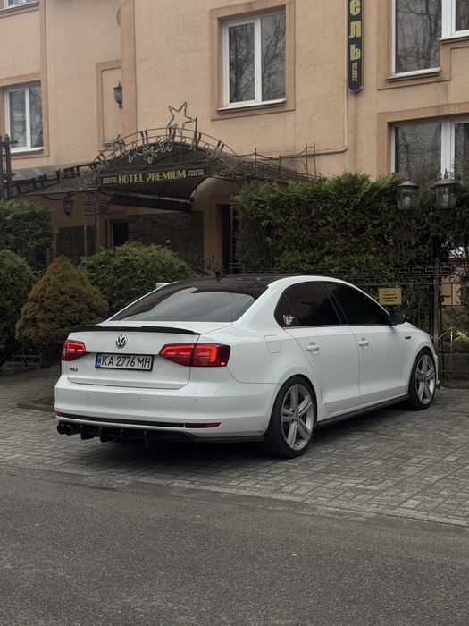 Volkswagen Jetta 2017 VIN 3VW4T7AJ1HM349117 фото оголошення 2 з 16