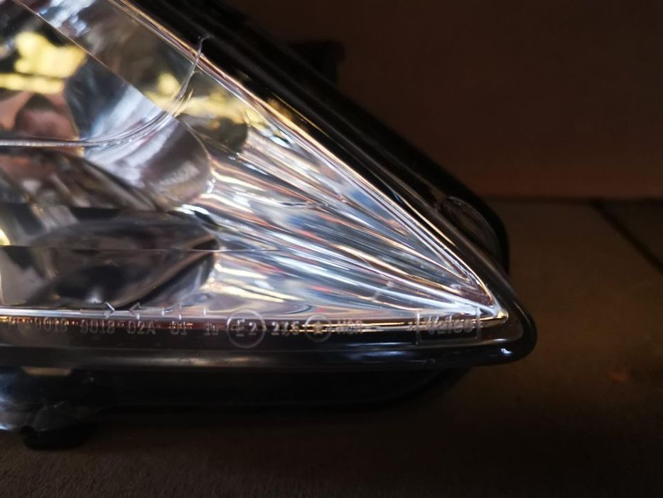 PEUGEOT 607 FAROL XENON DIREITO - FF224