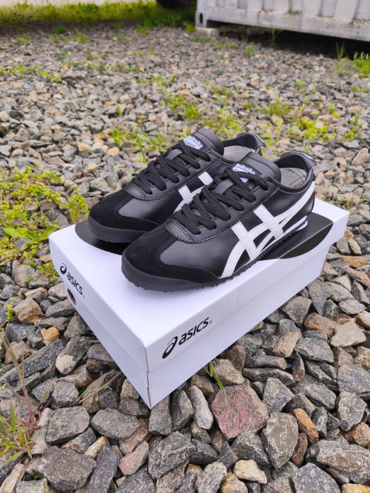 Кросівки жіночі Asics
