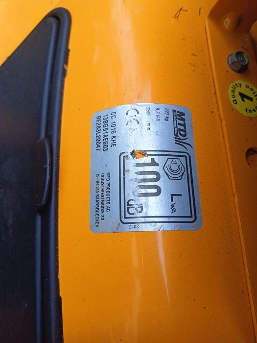 Traktorek Kosiarka CubCadet 1016, Kawasaki V 16HP, Kosz, pług sniegu