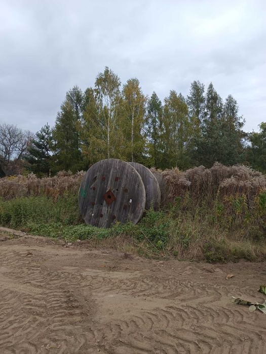Szpula bęben stolik drewniany po kablu