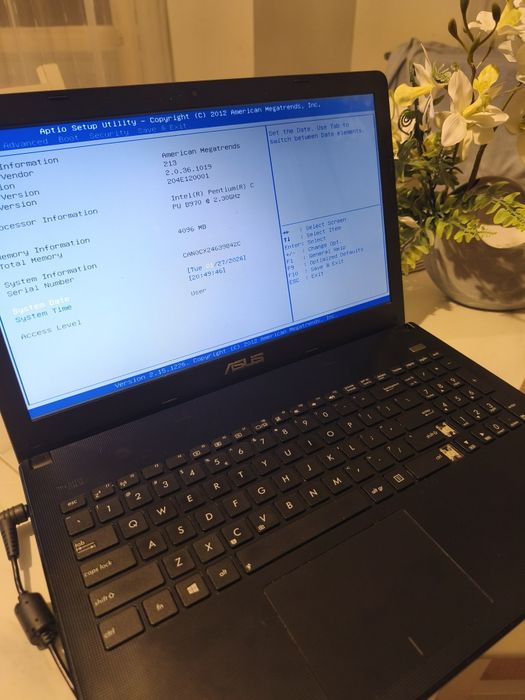 Laptop ASUS X501A - XX090H