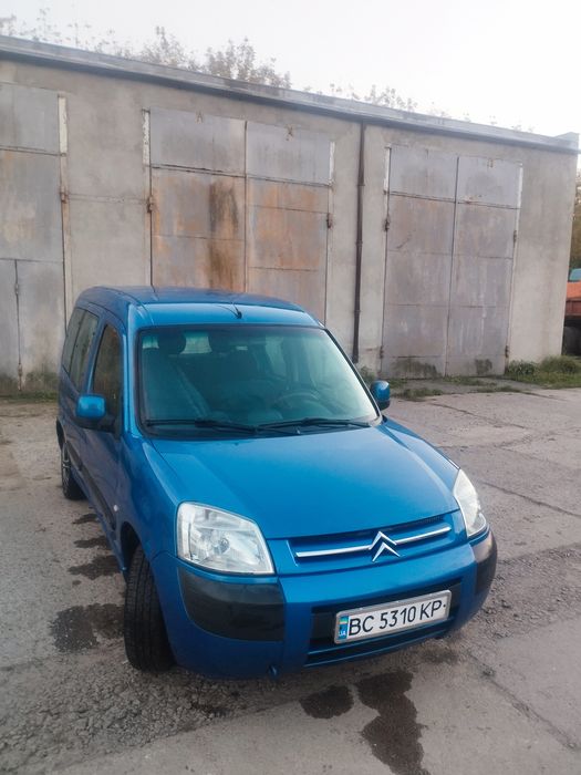 Автомобіль Сitroën berlingo