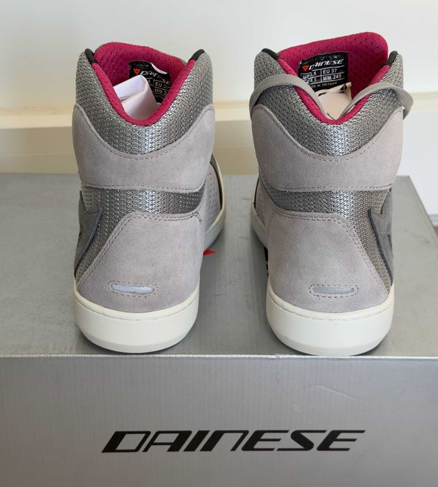 Botas NOVAS Dainese Senhora, York Air Lady. 33% DESCONTO. Nr 37