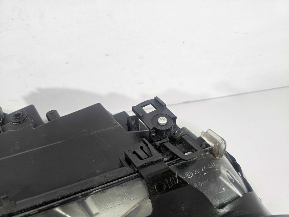 BMW E46 LIFT Coupe Cabrio Lampa Przód Prawa Bi-Xenon EU