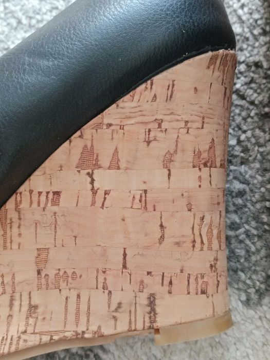 Czółenka na koturnie korkowej 39 jak nowe