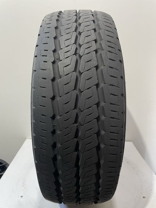 Літня шина одиночка CONTINENTAL 225/70 R15 C розпаровка Р15 С