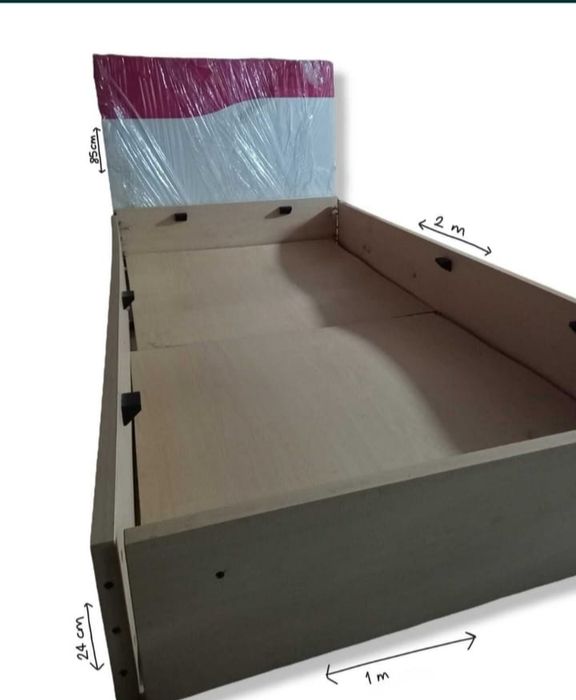 Cama de criança com colchão