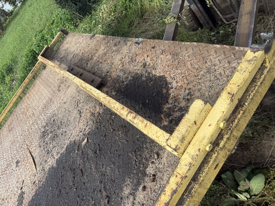 Najazd man laweta ciezarowy iveco zabudowa pomoc drogowa