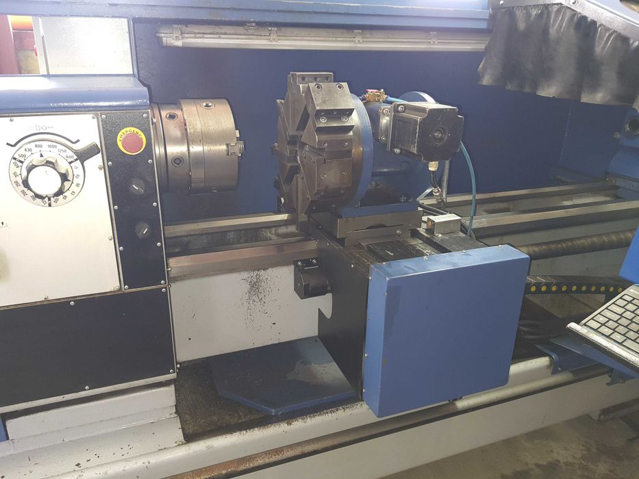Sprzedam tokarkę CNC