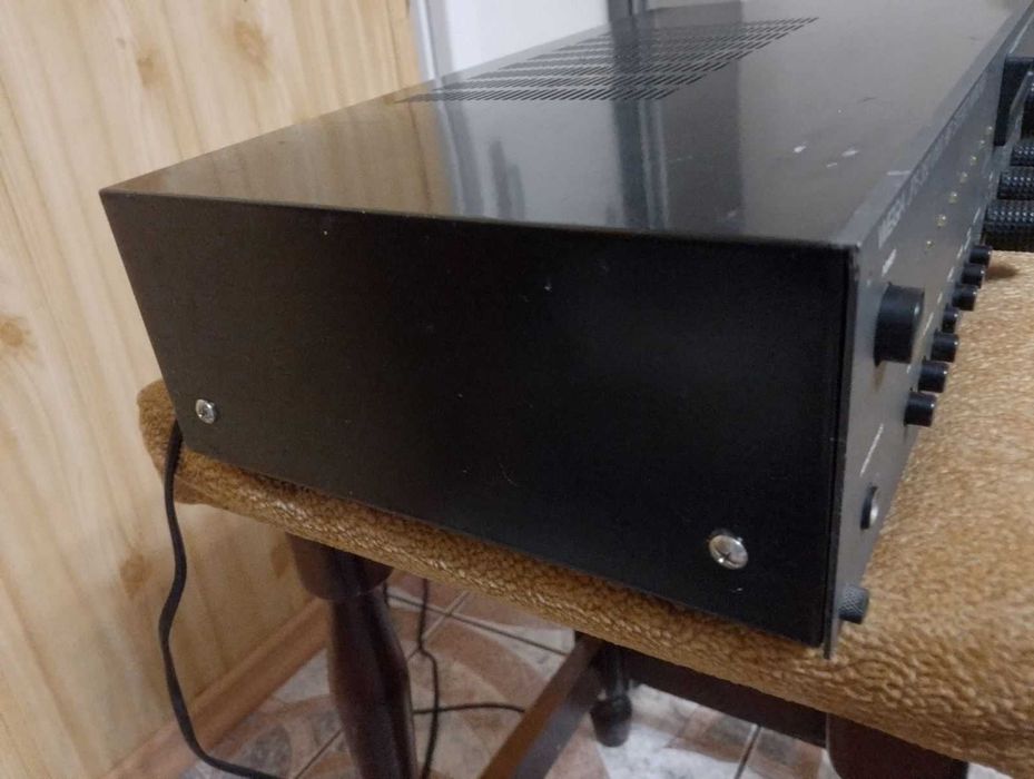 WEGA JPS 352 V 100 HiFi Stereo Amplifier