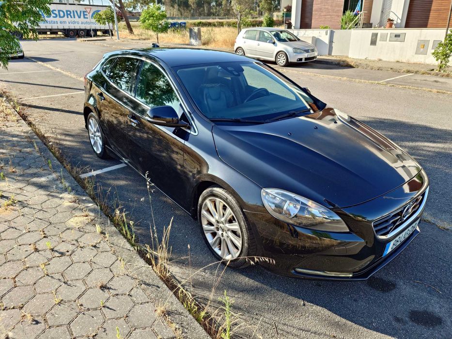 Volvo V40 1.6 Summon