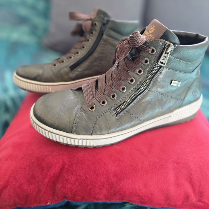 Sneakersy Remonte Tex Skóra
