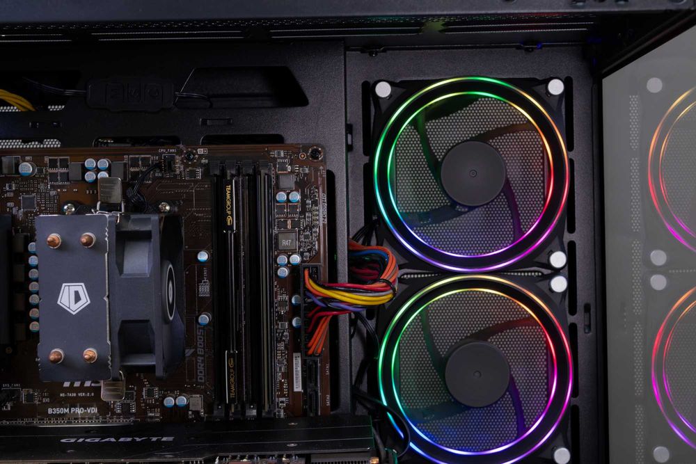 Ігровий ПК (RX 5700 xt / Ryzen 5 1600 / DDR4 16GB / SSD 120GB)